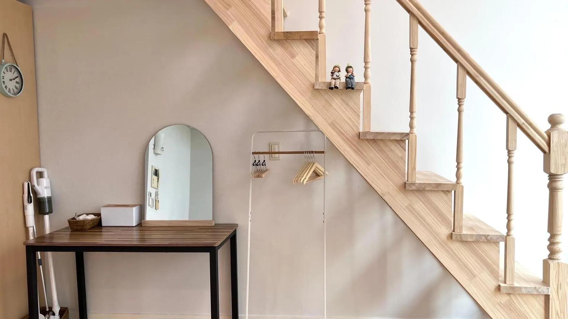 Hongdae Station Loft Apartment Сеул Южная Корея